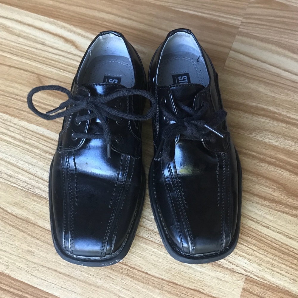 Stacy Adams boys dress shoes